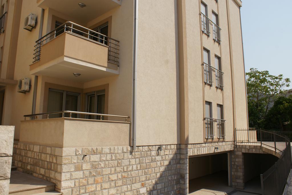 Apartments Dominus Petrovac Exterior photo